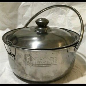 Anthony’s Coal Fired Pizza Pot